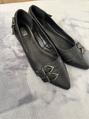 Black Women's Pointed Toe Buckle Flats